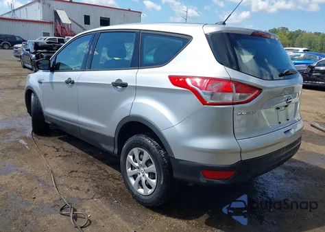 2015 Ford Escape S from USA, damaged, VIN 1FMCU0F7XFUC86135